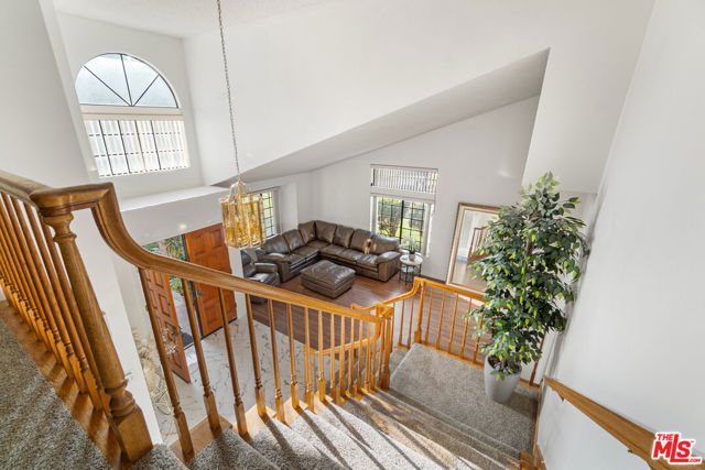 7637 Brunache Street, Downey CA: https://media.crmls.org/mediaz/af13ab80-61f4-4cea-8324-442dd80382ae.jpg