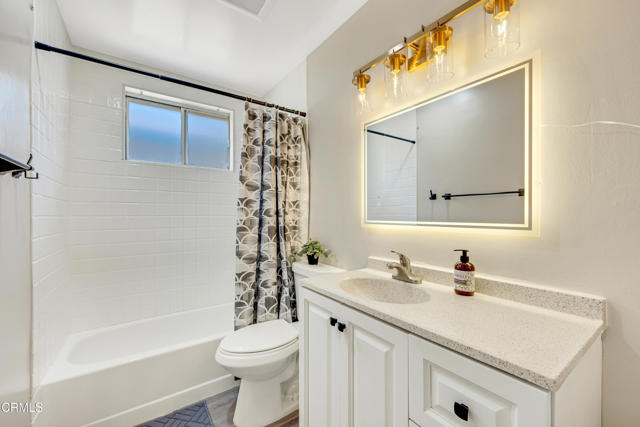 Detail Gallery Image 3 of 44 For 7562 Washington Dr, Huntington Beach,  CA 92647 - 3 Beds | 2 Baths