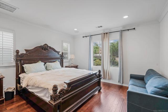 5031 Ballast Lane, San Diego CA: https://media.crmls.org/mediaz/af140c09-a7c8-45ad-a9e6-1598e38261f4.jpg