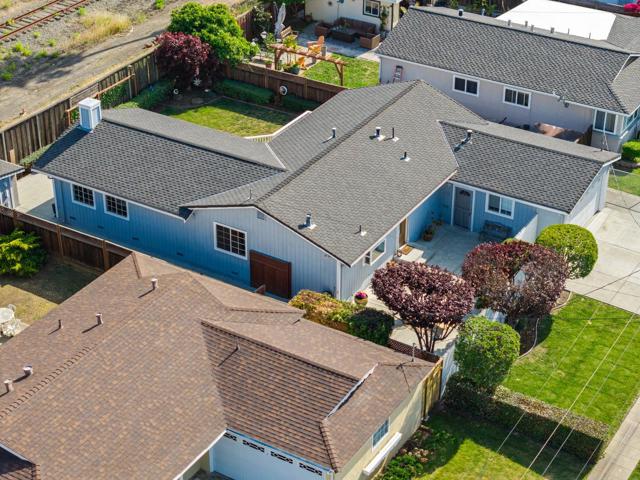 8346 Juniper Avenue, Newark CA: https://media.crmls.org/mediaz/af15d836-db15-4e40-8201-4106a1cabec3.jpg
