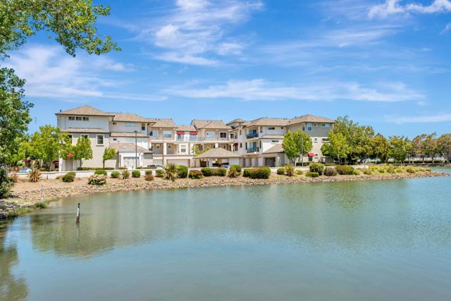 1000 Davit Lane,  CA: https://media.crmls.org/mediaz/af1765e1-372e-4208-a5f2-16aa7441089d.jpg
