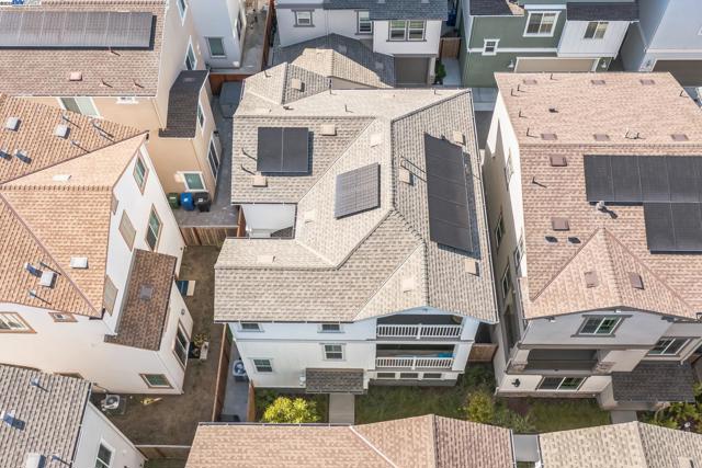 37231 Sand Bar Place, Newark CA: https://media.crmls.org/mediaz/af184166-6f29-4997-bc8c-1d46d280256d.jpg