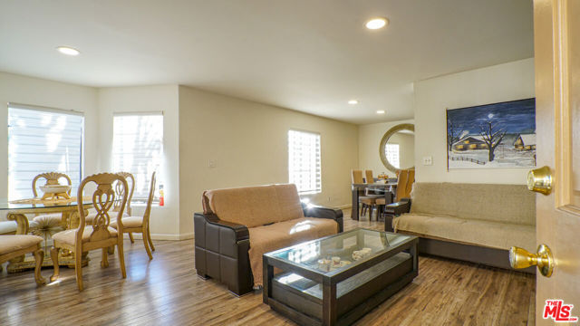 451 Hawthorne Street photo 4