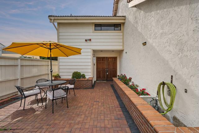 Detail Gallery Image 6 of 24 For 1748 Gascony Road, Encinitas,  CA 92024 - 3 Beds | 2/1 Baths
