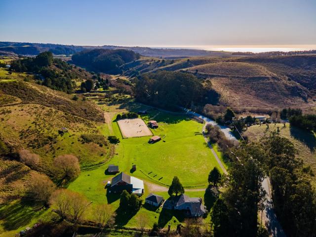 1650 Stage Road, Pescadero CA: https://media.crmls.org/mediaz/af19e9bc-d79a-4ec4-b498-005492ad5f15.jpg