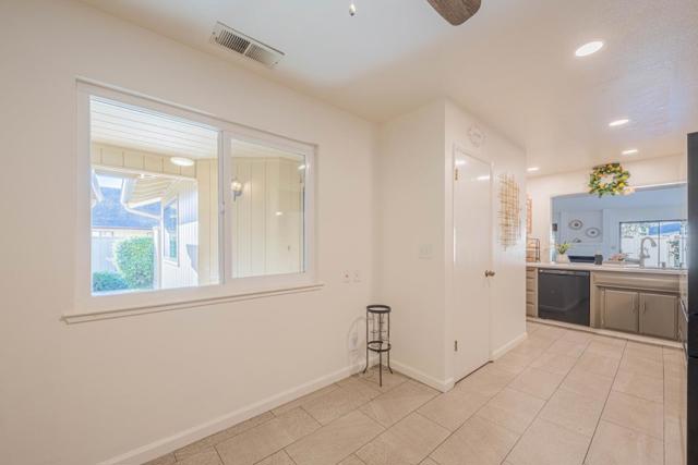 1868 Cherokee, Salinas CA: https://media.crmls.org/mediaz/af1a4bd1-e9d8-41f7-99bd-5ca5c5258e10.jpg