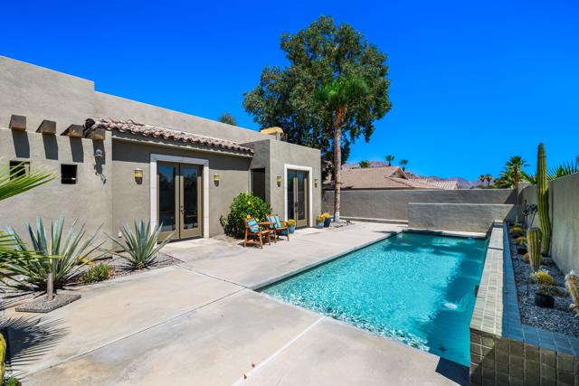 54385 Avenida Madero, La Quinta CA: https://media.crmls.org/mediaz/af1a9369-ab6f-4b37-ac19-08f36e5cf071.jpg