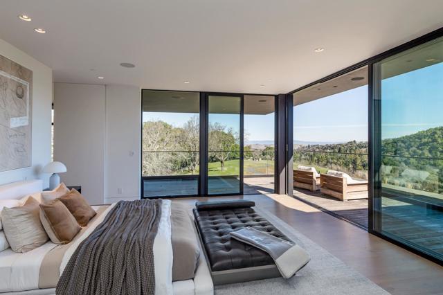 Image 20 of 39 For 40 Firethorn Way