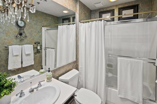 4080 Front Street, San Diego CA: https://media.crmls.org/mediaz/af1a9a6f-fe4b-4f1f-bcf2-0f7a3fbe9712.jpg