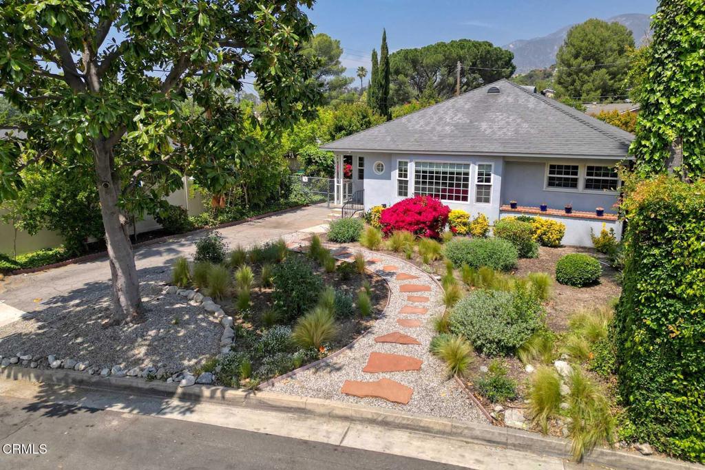 2323 Barton Lane