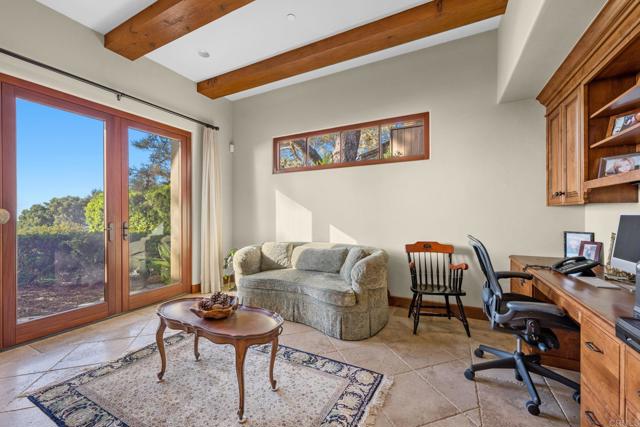 271 Ocean View Ave, Del Mar CA: https://media.crmls.org/mediaz/af1c9b45-af9a-4ad8-aabd-e75c5b99f747.jpg