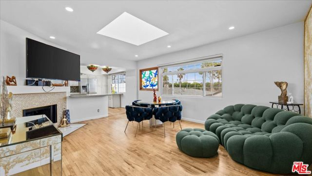 12440 Walsh Avenue, Los Angeles CA: https://media.crmls.org/mediaz/af1d6257-3d15-4487-b8bb-b96a9c17528e.jpg