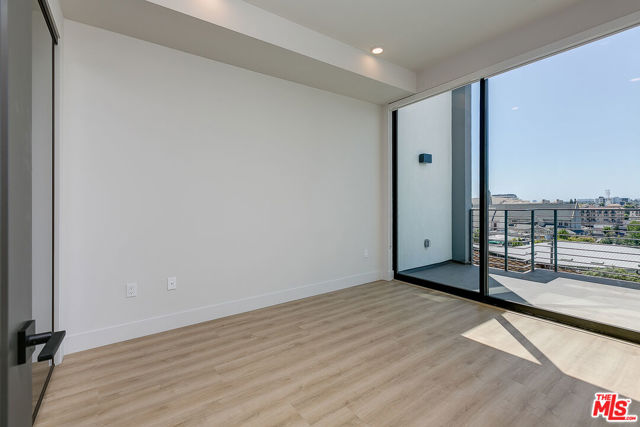 3833 Dunn, Culver City CA: https://media.crmls.org/mediaz/af1f247b-33b6-42e0-a179-2da98a8ec5bc.jpg