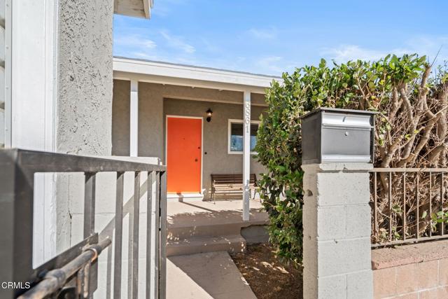 Detail Gallery Image 6 of 38 For 6861 Bristol Rd, Ventura,  CA 93003 - 3 Beds | 2 Baths