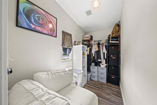 Detail Gallery Image 10 of 29 For 9902 Jamacha Bld Spc 81,  Spring Valley,  CA 91977 - 3 Beds | 1 Baths