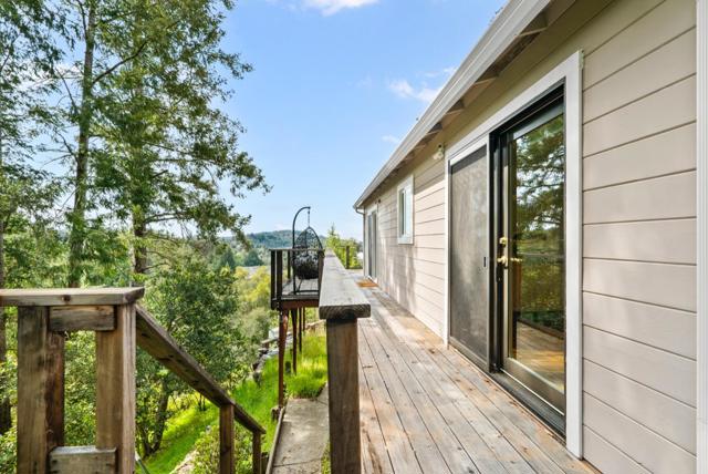 360 Tabor Drive, Scotts Valley CA: https://media.crmls.org/mediaz/af21db3f-b4d3-4f8f-942f-d4fc73982701.jpg