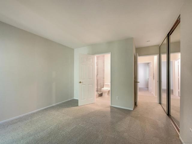 5513 Adobe Falls Rd, San Diego CA: https://media.crmls.org/mediaz/af2336a1-4147-41f4-9820-58181f551a21.jpg