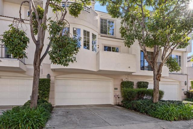 5125 Renaissance Ave, San Diego CA: https://media.crmls.org/mediaz/af24eda7-eb8b-4c0a-850e-c553d96440b8.jpg