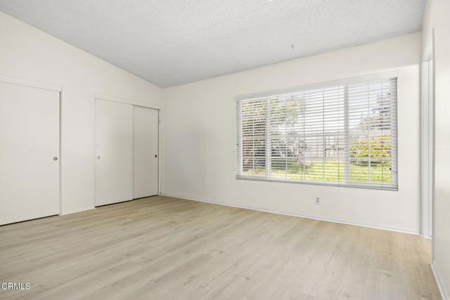 111 Carlisle Court, Oxnard CA: https://media.crmls.org/mediaz/af256ffa-2d84-4fc0-9cd4-29bc91c36c63.jpg