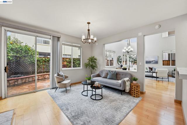 Image 12 of 55 For 15518 Harbor Way