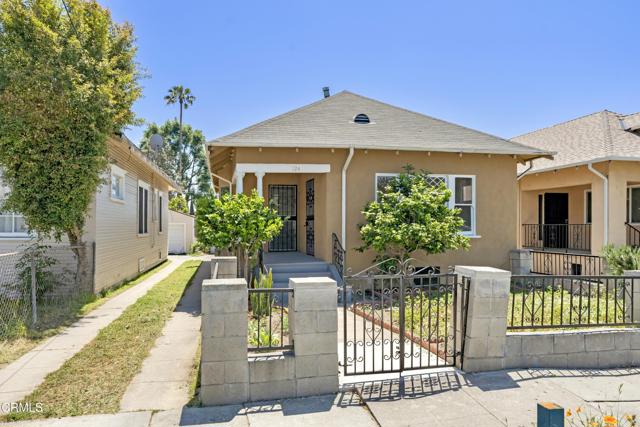 124 W Avenue 28, Los Angeles CA: https://media.crmls.org/mediaz/af27d4fe-c931-47f6-b72f-aabc1c17c1bb.jpg