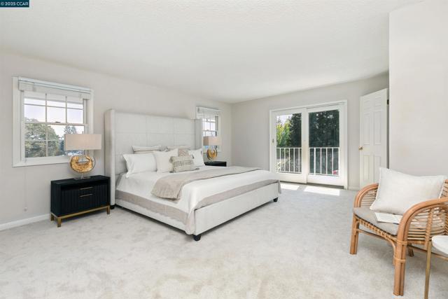 2646 Roundhill Dr, Alamo CA: https://media.crmls.org/mediaz/af2a1075-e174-4544-87a1-9d3ae9bd97b7.jpg