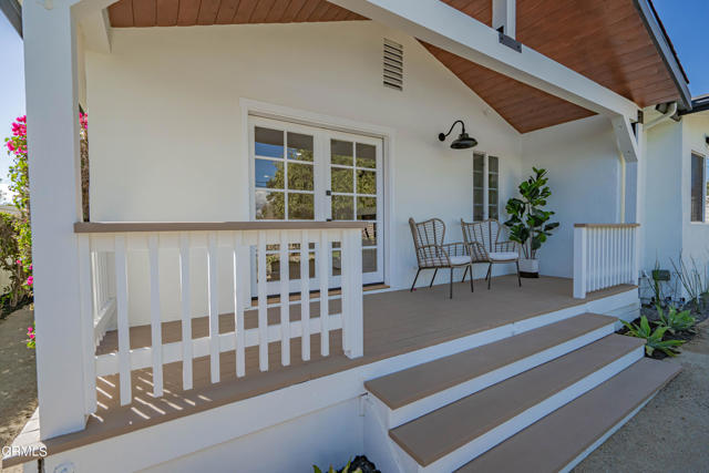 Private Veranda Off Primary Retreat