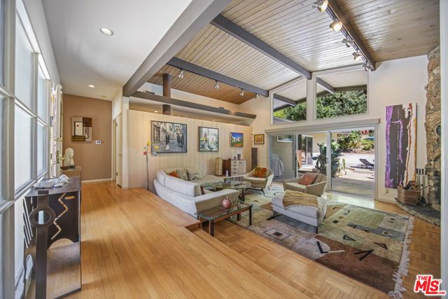 13044 Sky Valley Road, Los Angeles CA: https://media.crmls.org/mediaz/af2a9dde-086d-4a2f-a89c-8d3492058ab0.jpg