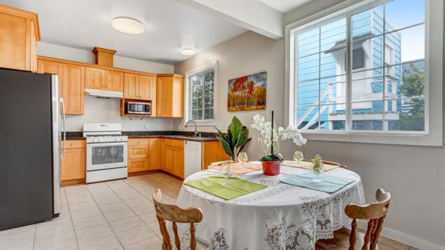 841 Geneva Avenue, San Francisco CA: https://media.crmls.org/mediaz/af2adcaf-958a-4264-8c65-96a2232256d3.jpg