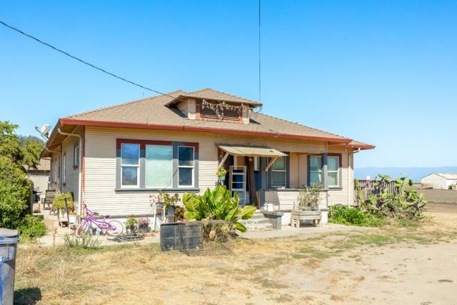 138 San Miguel Canyon Road, Royal Oaks CA: https://media.crmls.org/mediaz/af2aebee-fb4d-4904-97db-942c87d24c27.jpg