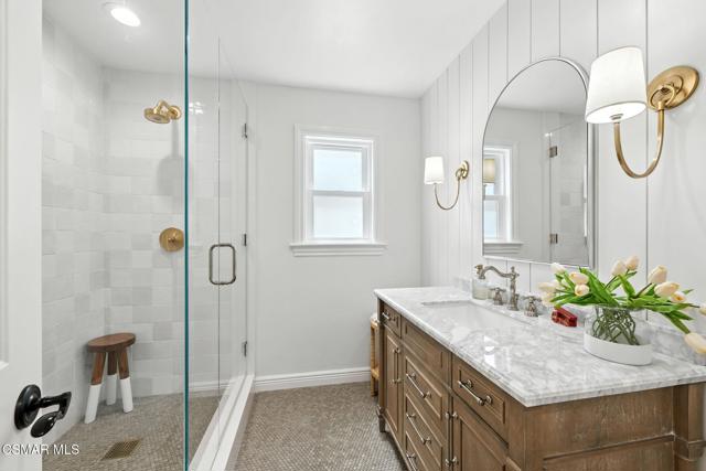 3225 Bear Creek Drive, Newbury Park CA: https://media.crmls.org/mediaz/af2b86ff-dfdd-47f2-97eb-4d2e69f9f764.jpg