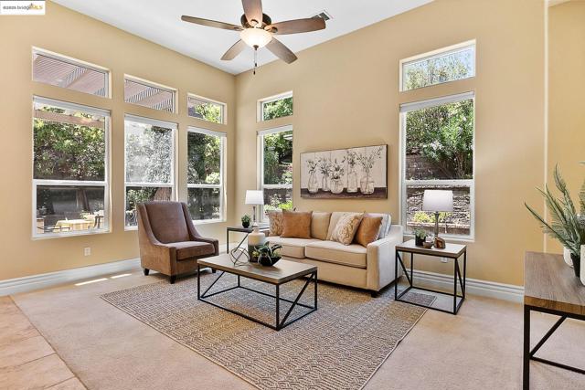 1101 Lafite Ct, Brentwood CA: https://media.crmls.org/mediaz/af2d0d60-329c-454b-83f0-4d4e2ba7d2a4.jpg