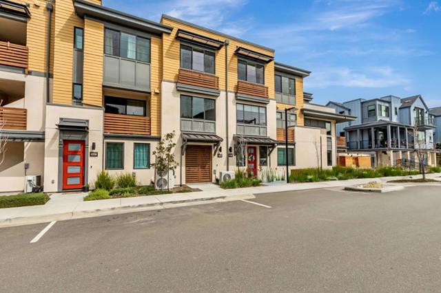 16009 Bartlett Court, Los Gatos CA: https://media.crmls.org/mediaz/af2dc4f4-656d-4614-ba4b-692985b37630.jpg