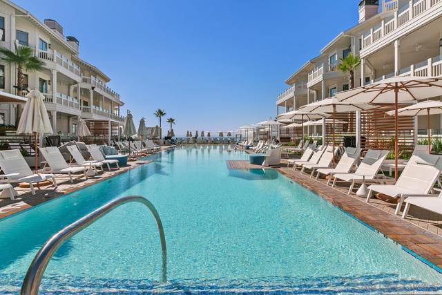 1500 Orange Ave, Coronado CA: https://media.crmls.org/mediaz/af2e058e-1a2b-42bf-b5e8-a93289f33ecb.jpg