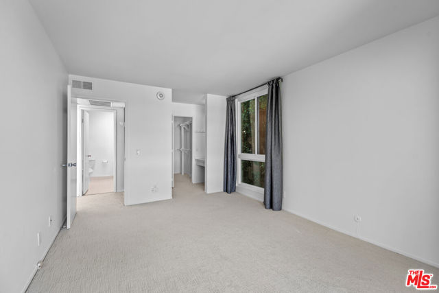 1340 S Beverly Glen Boulevard, Los Angeles CA: https://media.crmls.org/mediaz/af2e40df-f171-4597-8aeb-d854f61e174a.jpg