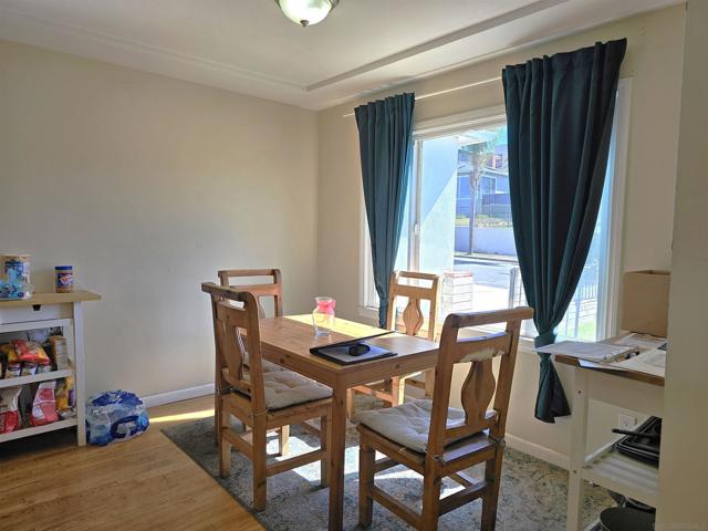 5442 San Onofre Ter, San Diego CA: https://media.crmls.org/mediaz/af2f04fa-e2f6-44e7-85ab-1ae823e5dcb8.jpg