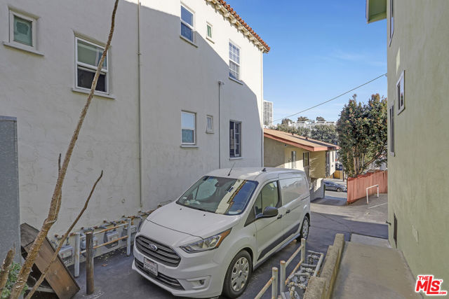 Drew Fenton | 153 W Channel Road Santa Monica CA | MLS: 7020030
