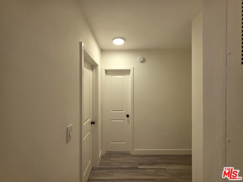 https://media.crmls.org/mediaz/af2ff562-8de7-4ebd-b937-9bb8667f2a85.jpg?preset=X-Large