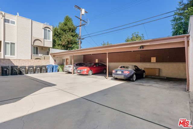 4156 Tujunga Avenue photo 4