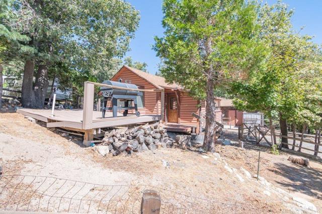 Detail Gallery Image 29 of 63 For 1211 Bridal Path, Rimforest,  CA 92378 - 2 Beds | 1 Baths