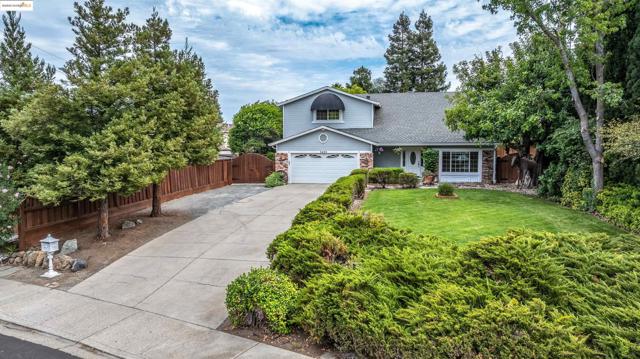 3405 Garrow Dr, Antioch CA: https://media.crmls.org/mediaz/af328d03-dccd-4ef5-b1fe-b9aa7569c505.jpg