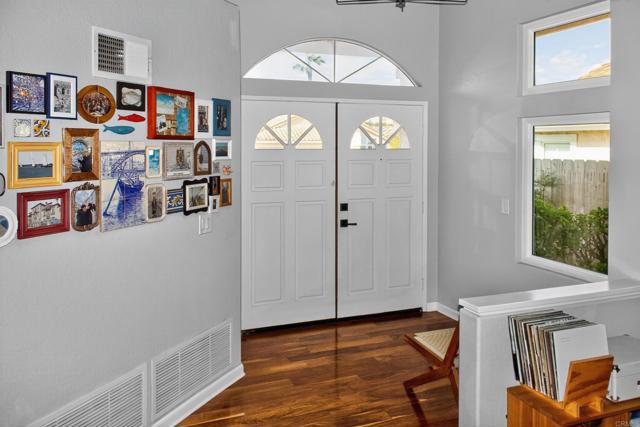 Detail Gallery Image 4 of 67 For 778 Sepia Ct, Oceanside,  CA 92057 - 4 Beds | 3 Baths