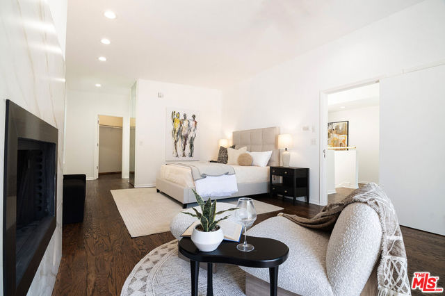 8155 Willow Glen Road, Los Angeles CA: https://media.crmls.org/mediaz/af342763-fc16-4f6c-aaa2-d121a3d1e90d.jpg