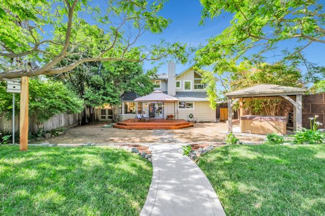 18 Linden Road, Watsonville CA: https://media.crmls.org/mediaz/af348cfe-1750-4e37-ab5c-04879c7b8bb5.jpg