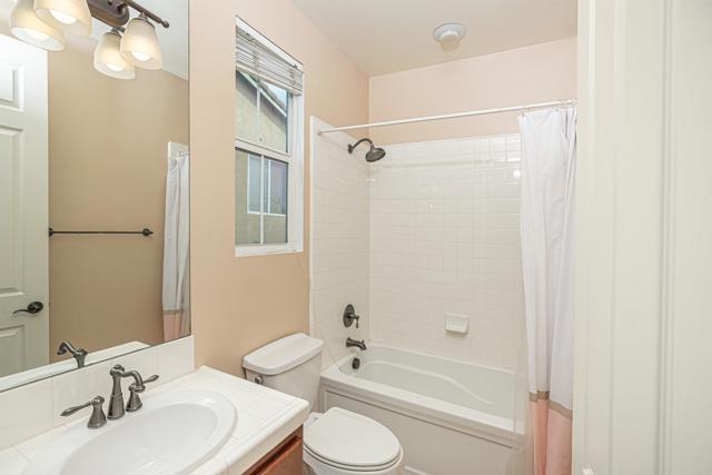 Detail Gallery Image 42 of 56 For 1701 Irwin St, Chula Vista,  CA 91913 - 5 Beds | 4/1 Baths