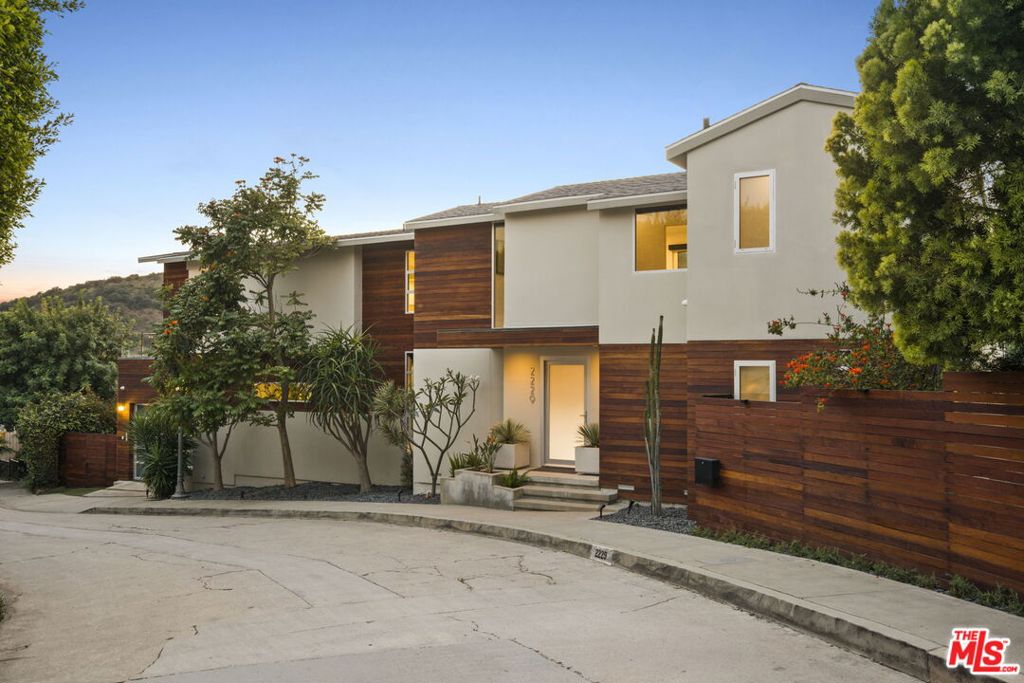 2229 Castilian Drive