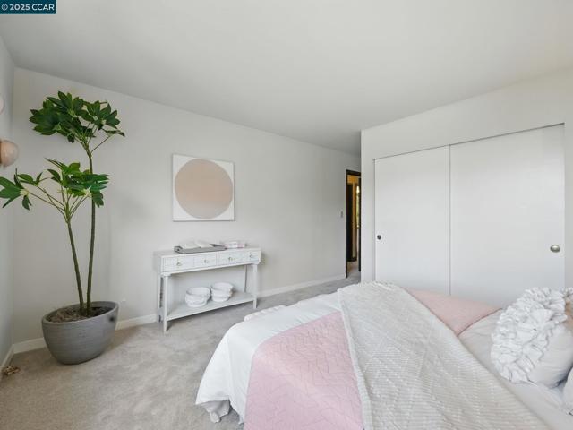 66 Ambleside Court, Danville CA: https://media.crmls.org/mediaz/af388c24-2cd1-4be3-b546-8710f78d9c46.jpg