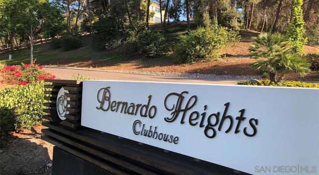12270 Corte Sabio, San Diego CA: https://media.crmls.org/mediaz/af38b099-5c36-4705-a582-3603f5026379.jpg