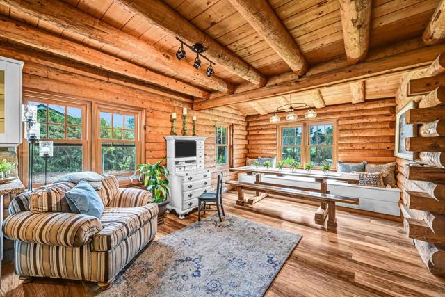 Detail Gallery Image 11 of 40 For 3127 Alta Vista Dr, Fallbrook,  CA 92028 - 3 Beds | 2 Baths