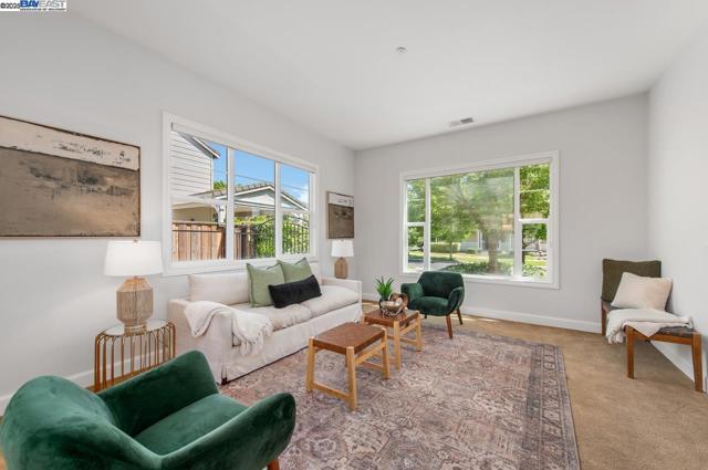 5640 Carnegie Way, Livermore CA: https://media.crmls.org/mediaz/af3aa04a-e911-4e7f-8cbb-c02065243abc.jpg